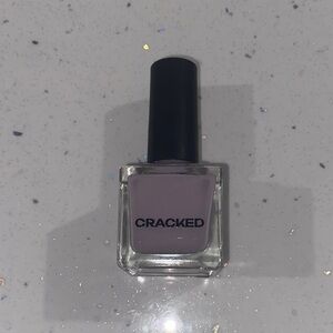 Cracked Nail Polish in Purple (Lavender chai)